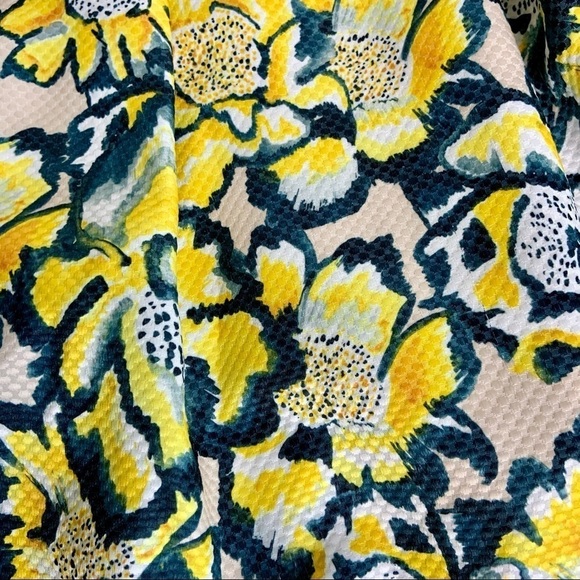 H & M Floral Skirt 2 - Picture 2 of 7